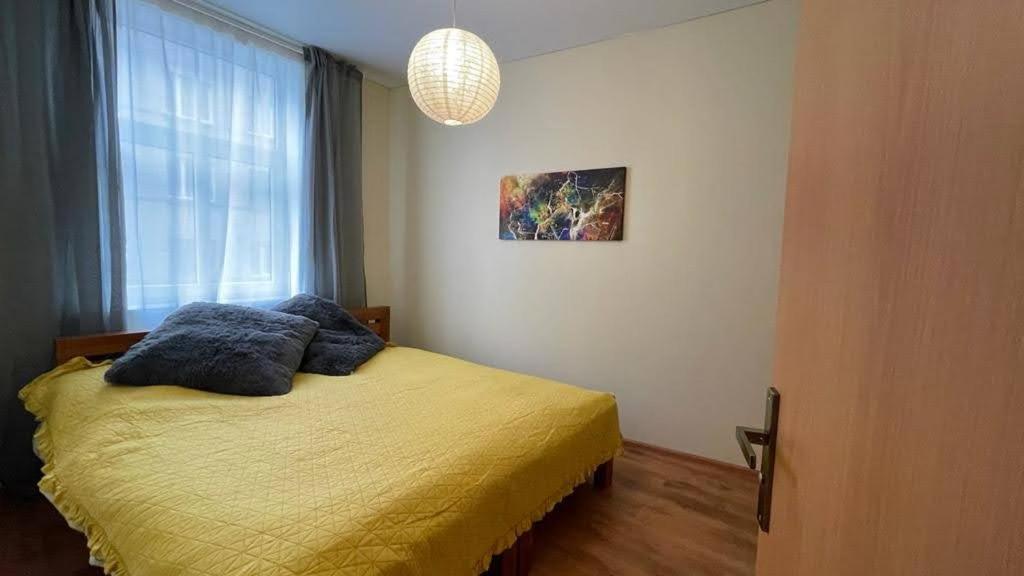 River Apartment Riga Bagian luar foto